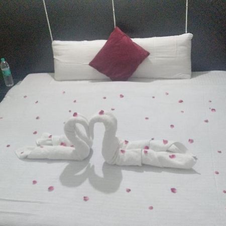 The Palm Tree -Family Stay Amritsar Exteriör bild