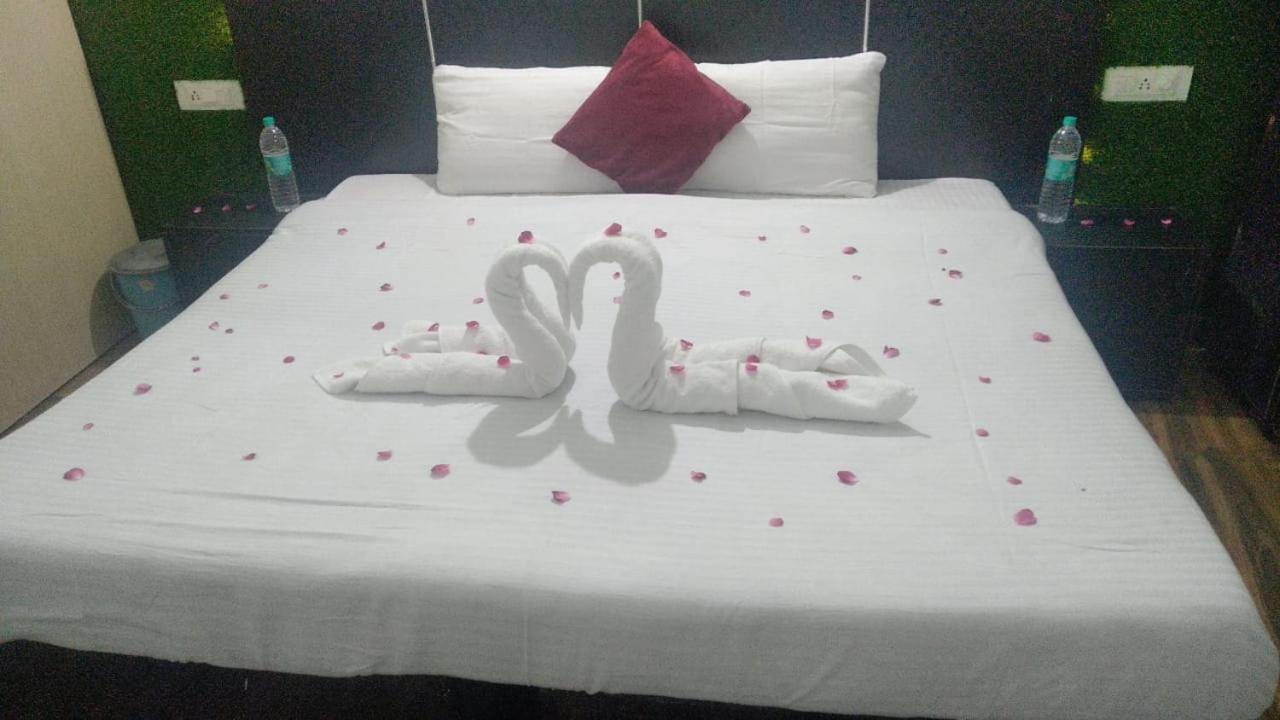 The Palm Tree -Family Stay Amritsar Exteriör bild